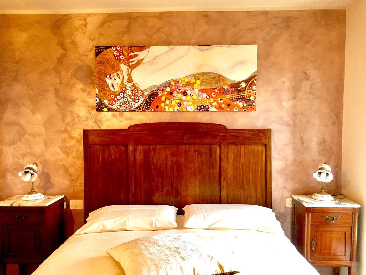 Il Borgo Antico Bed and Breakfast Rocca Massima Eksteriør billede